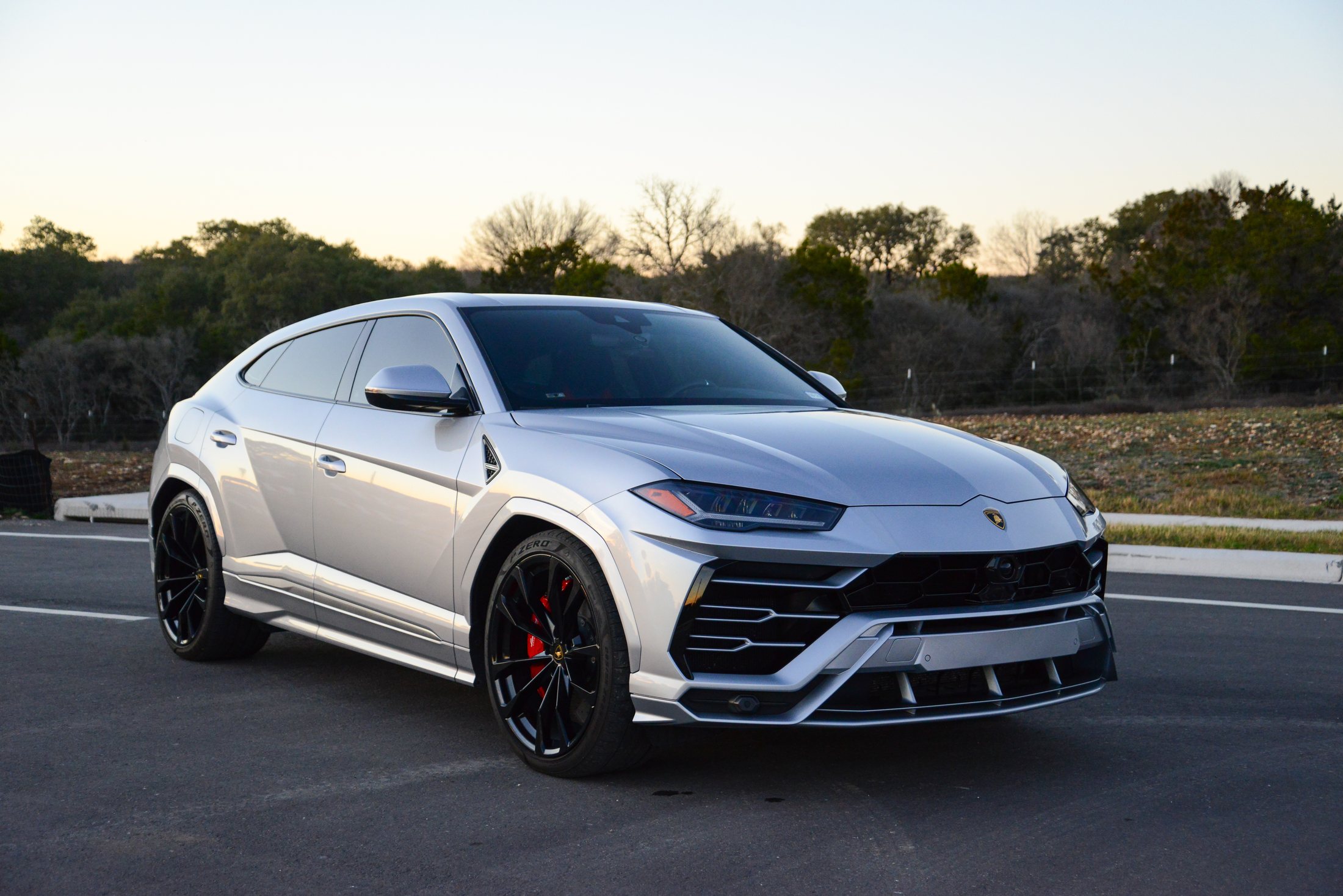 Lamborghini Urus Front Stance