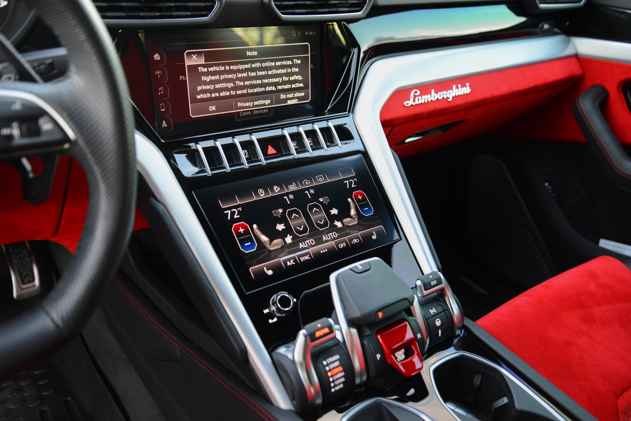 Lamborghini Urus Interior Controls